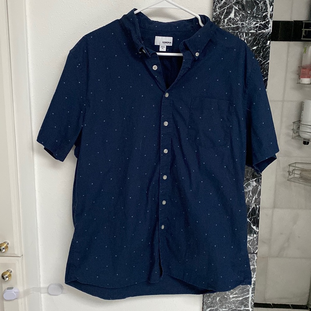 Mens button up tshirt
